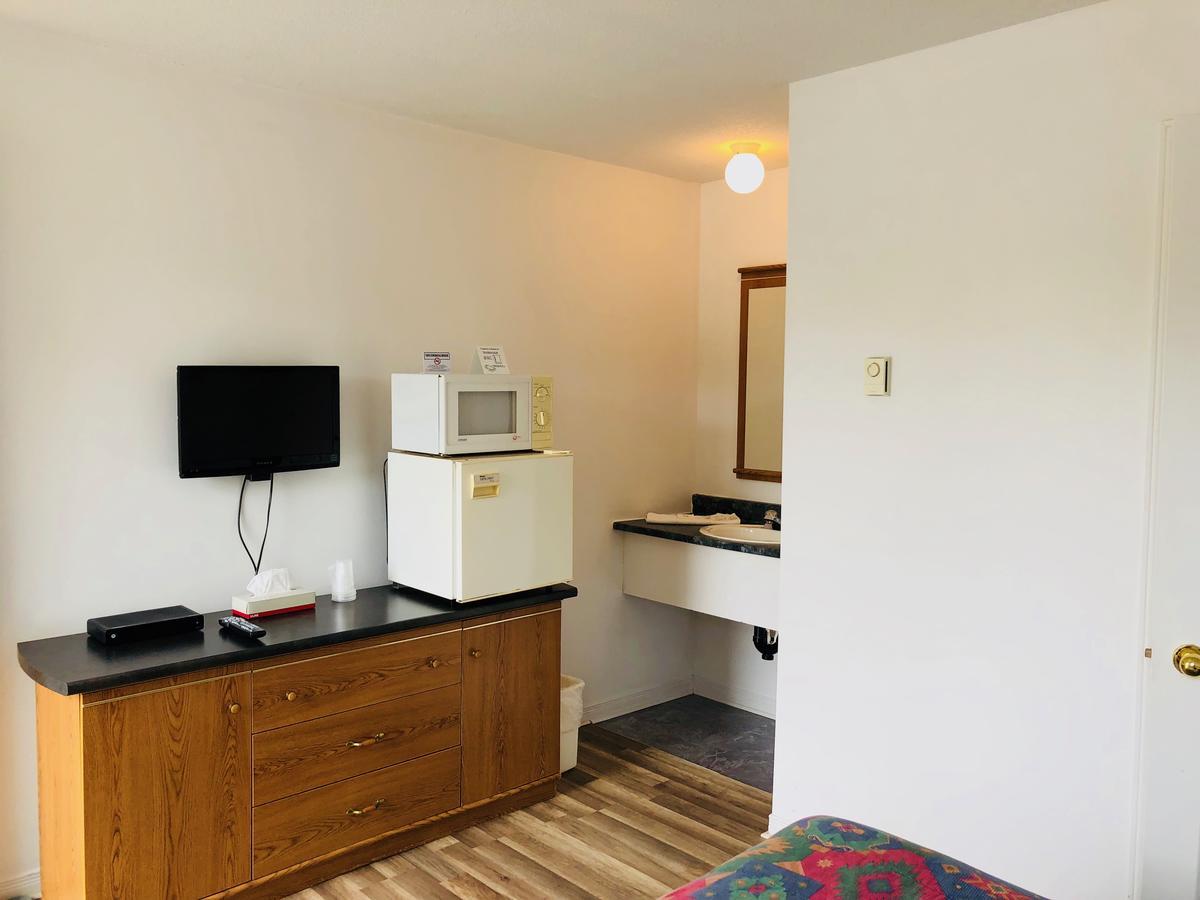 Motel Bryson Экстерьер фото